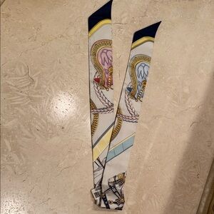 100% AUTHENTIC HERMED TWILLY